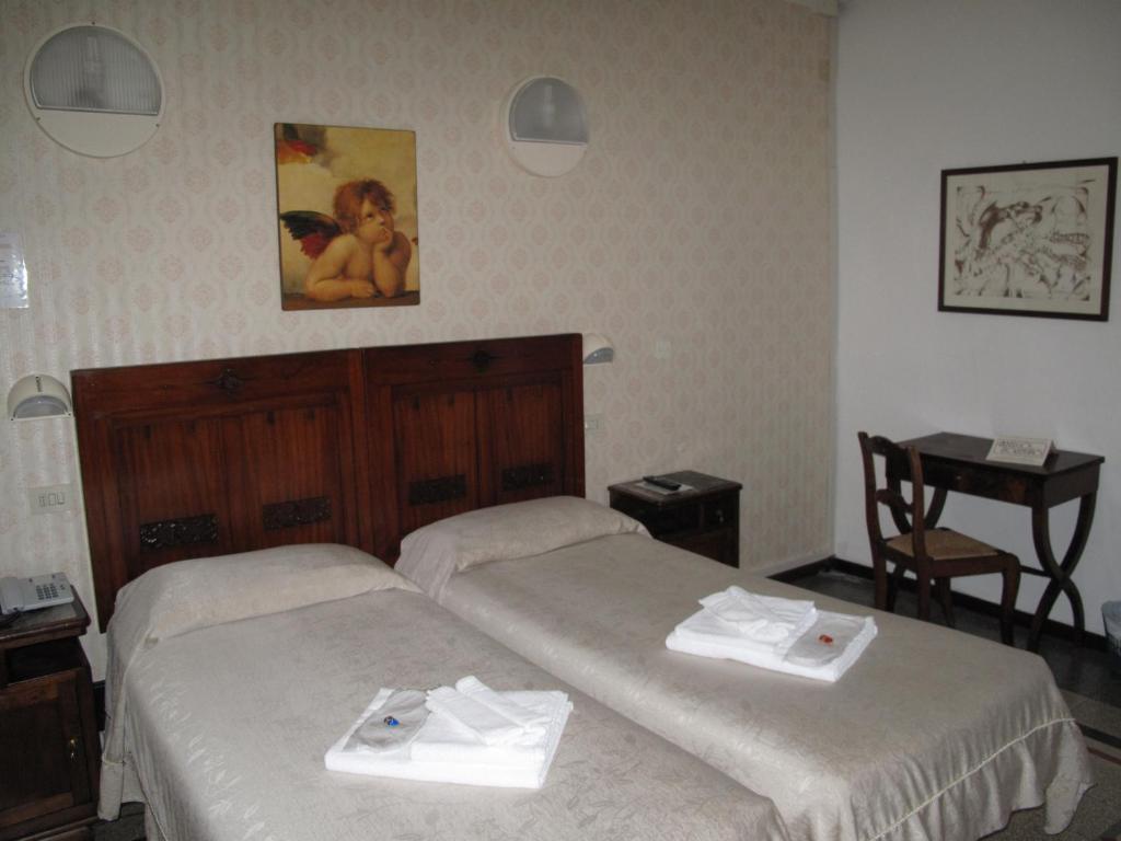 Albergo Fiorentino Sansepolcro Phòng bức ảnh